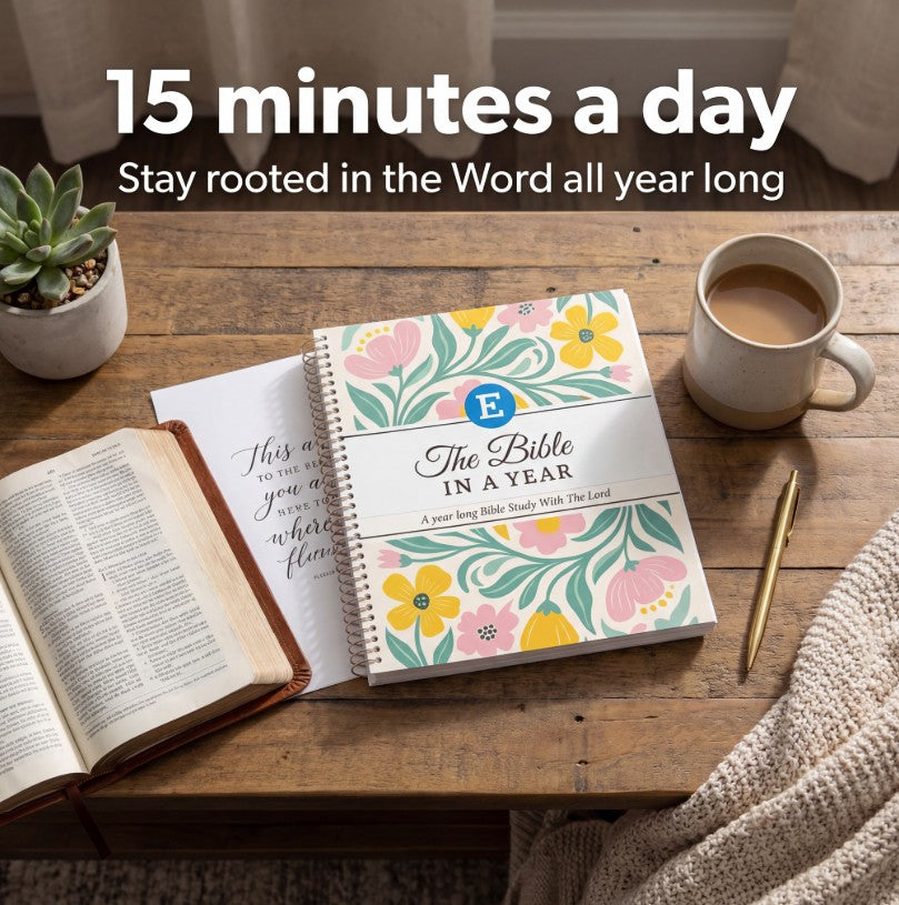 Women's Bible In A Year: 52 Week Study by Purrify